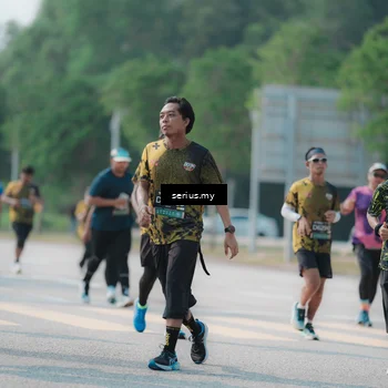 Runner Photo 6446020
