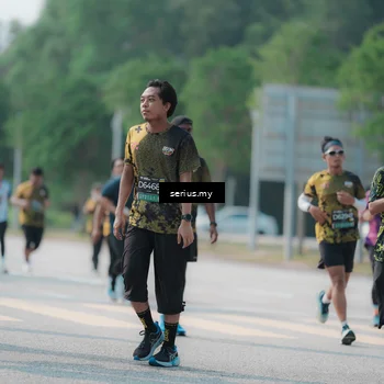 Runner Photo 6446028