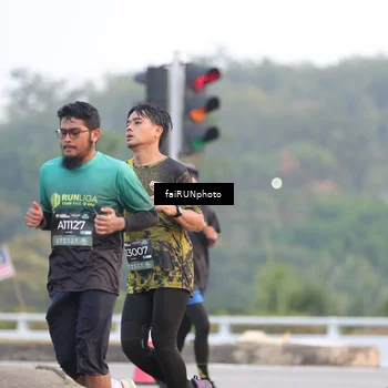 Runner Photo 6446042
