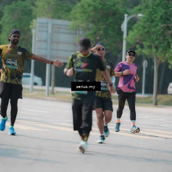 Runner Photo 6446047