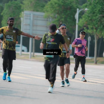 Runner Photo 6446054
