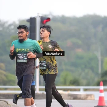 Runner Photo 6446087