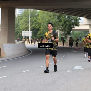 Runner Photo 6446095