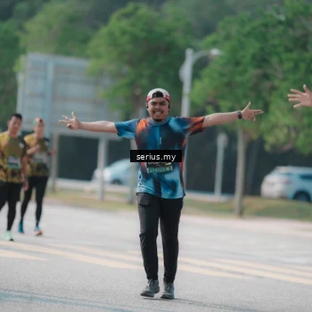 Runner Photo 6446105