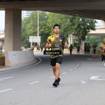 Runner Photo 6446110