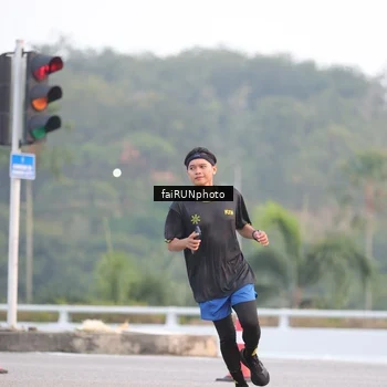 Runner Photo 6446112