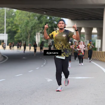 Runner Photo 6446117