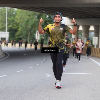 Runner Photo 6446124