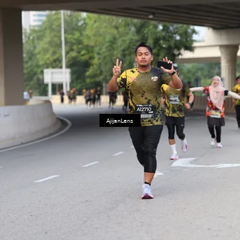 Runner Photo 6446153