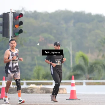 Runner Photo 6446163