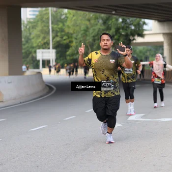 Runner Photo 6446165