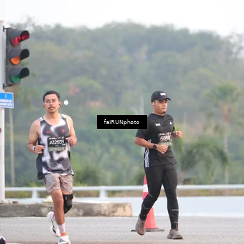 Runner Photo 6446170