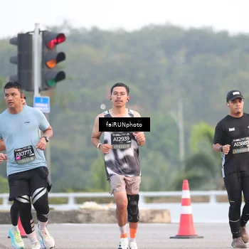 Runner Photo 6446171