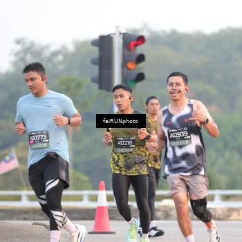 Runner Photo 6446202
