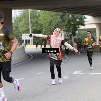 Runner Photo 6446232