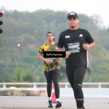 Runner Photo 6446267