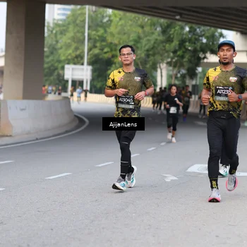 Runner Photo 6446276