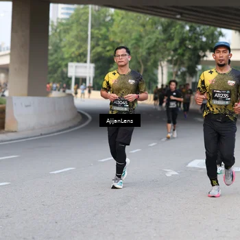 Runner Photo 6446282