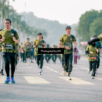 Runner Photo 6446286