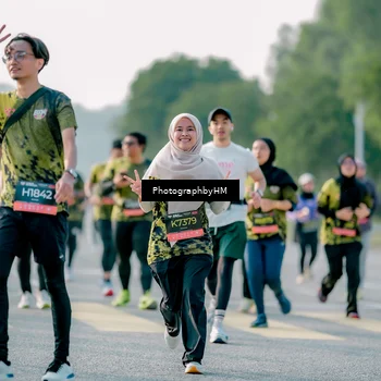 Runner Photo 6446291