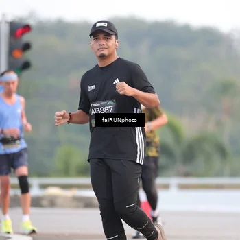 Runner Photo 6446293
