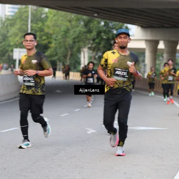 Runner Photo 6446298