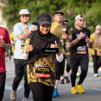 Runner Photo 6446302
