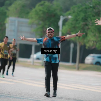 Runner Photo 6446306
