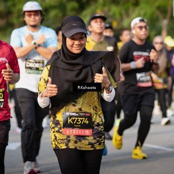 Runner Photo 6446310
