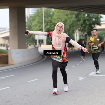Runner Photo 6446338