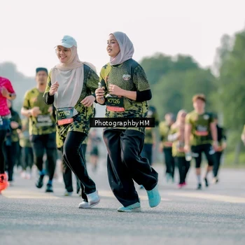 Runner Photo 6446349