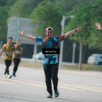 Runner Photo 6446353