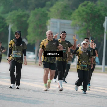 Runner Photo 6446361
