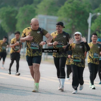 Runner Photo 6446375