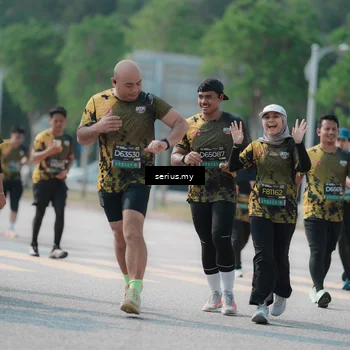 Runner Photo 6446379