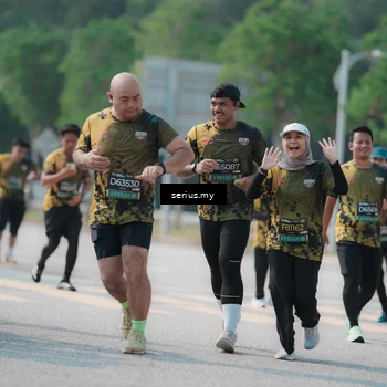 Runner Photo 6446384