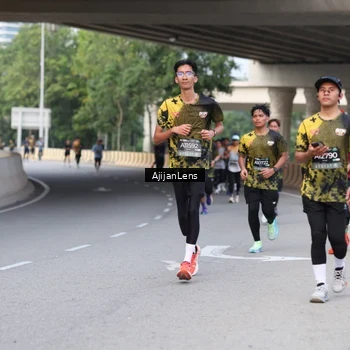 Runner Photo 6446402