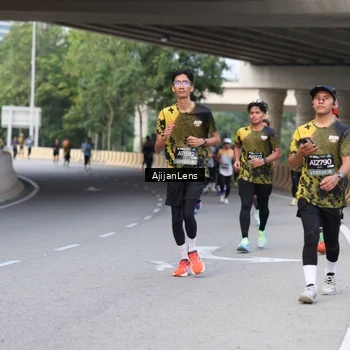 Runner Photo 6446410