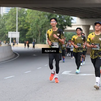 Runner Photo 6446417
