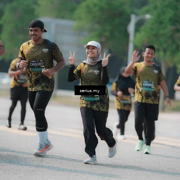 Runner Photo 6446419