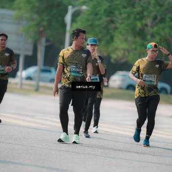 Runner Photo 6446420