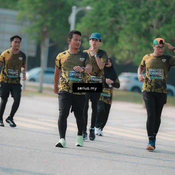 Runner Photo 6446429