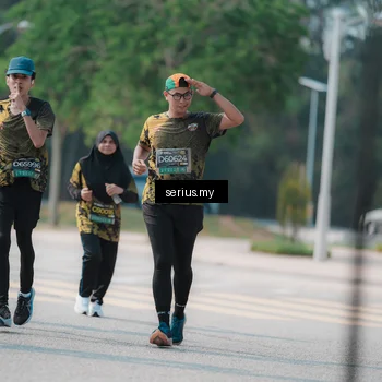 Runner Photo 6446472