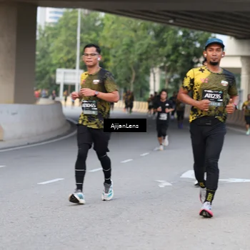 Runner Photo 6446473