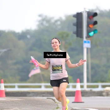 Runner Photo 6446474