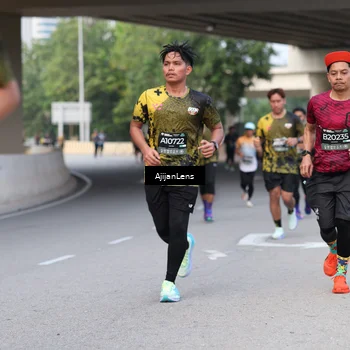 Runner Photo 6446487
