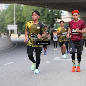 Runner Photo 6446499