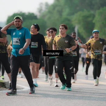 Runner Photo 6446513