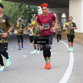 Runner Photo 6446518