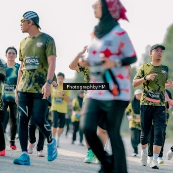 Runner Photo 6446519
